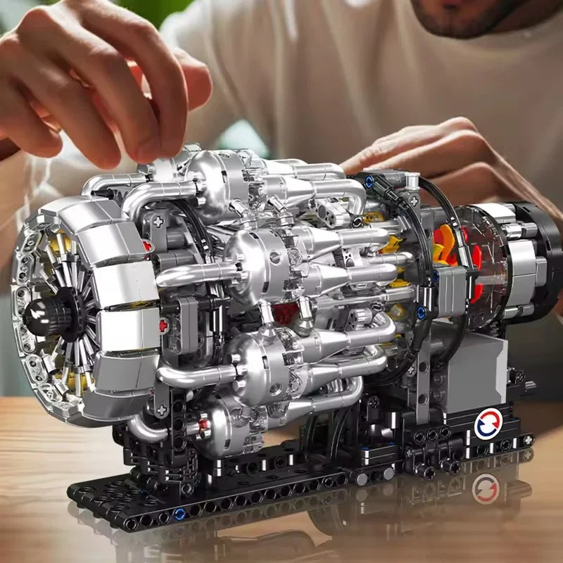 Mould King 10216 Turbojet Moto - Model Kit Engine incelemesi ve fiyatı